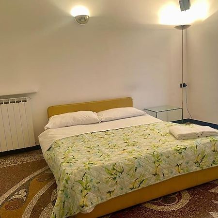 Home Sweet 3A Генуя Экстерьер фото
